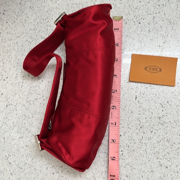 Tod’s Bamboo Red Satin Mini Evening Barrel Bag - Picture 5 of 16